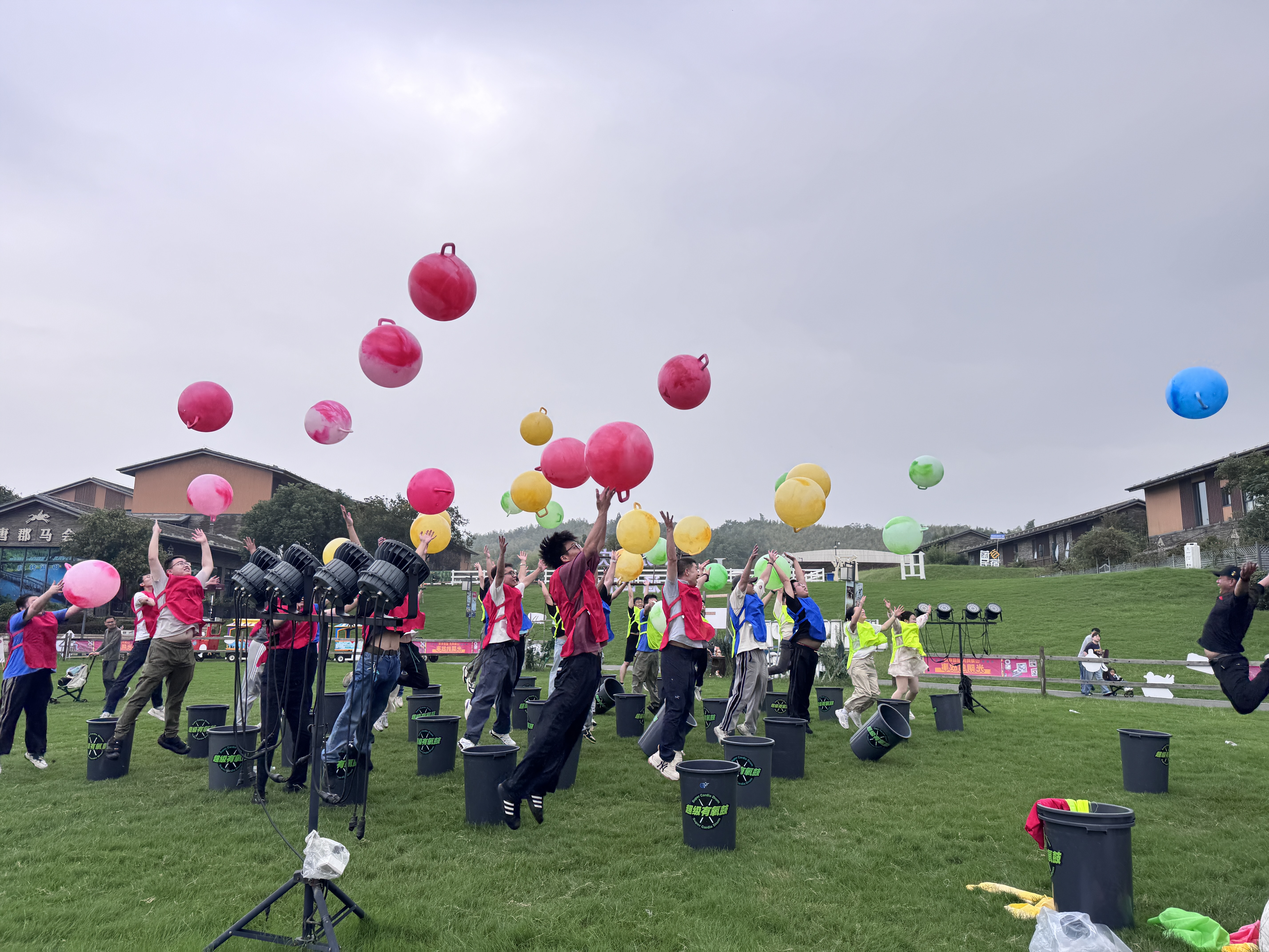 17597211437385922hLw.jpg 17597211437385922hLw.jpg